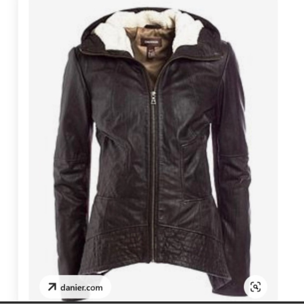 Chocolate brown Danier ladies leather jacket xs